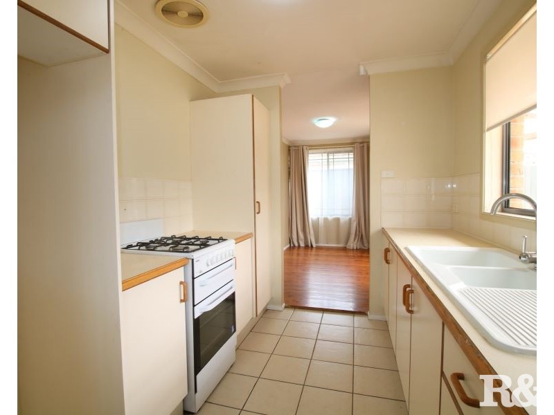 7 Dillon Place, Oakhurst NSW 2761