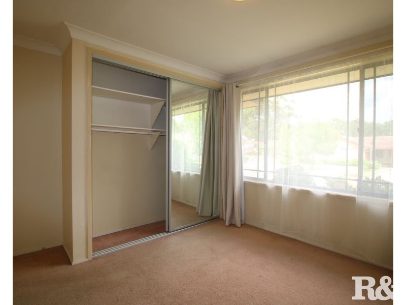 7 Dillon Place, Oakhurst NSW 2761