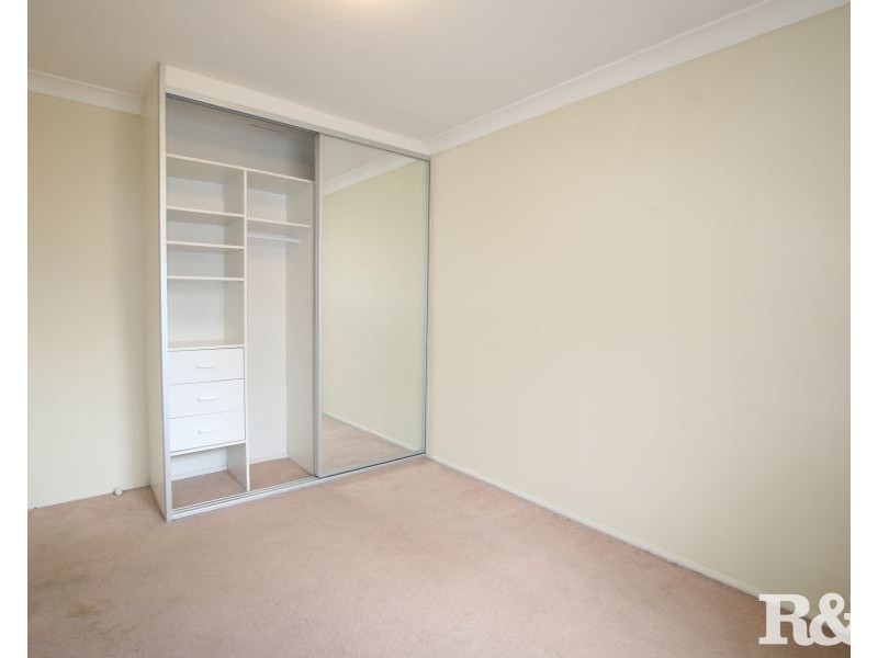 7 Dillon Place, Oakhurst NSW 2761