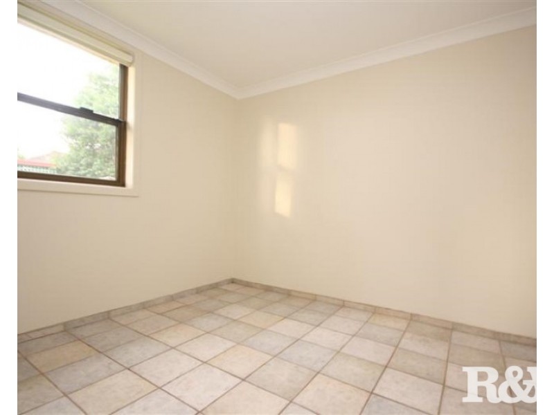 15 Stapleton Parade, St Marys NSW 2760