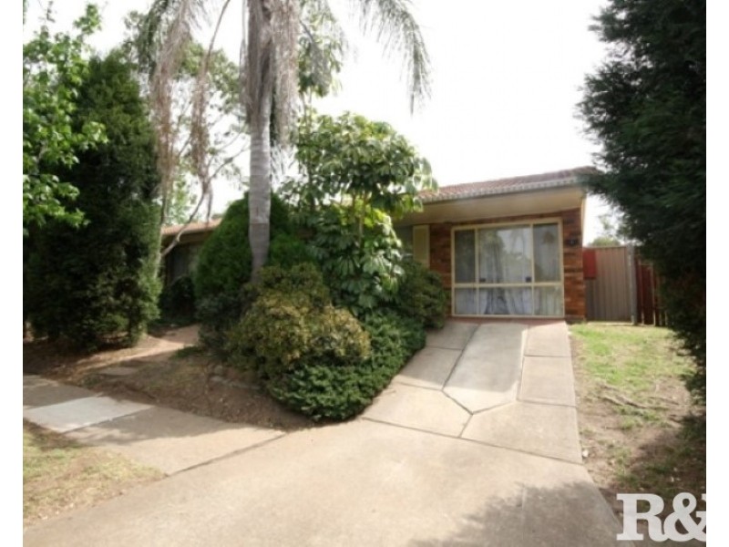 1 Keyport Crescent, Glendenning NSW 2761