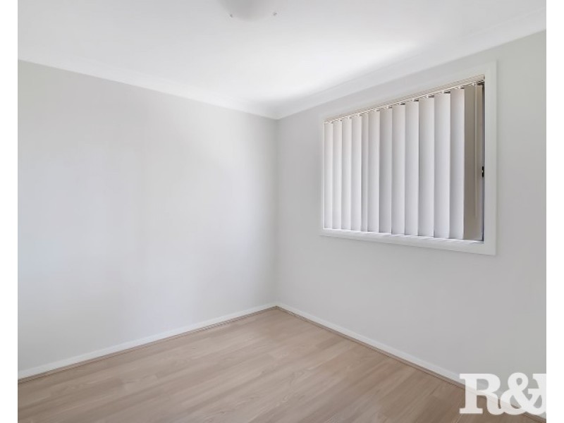 244A Banks Drive, St Clair NSW 2759