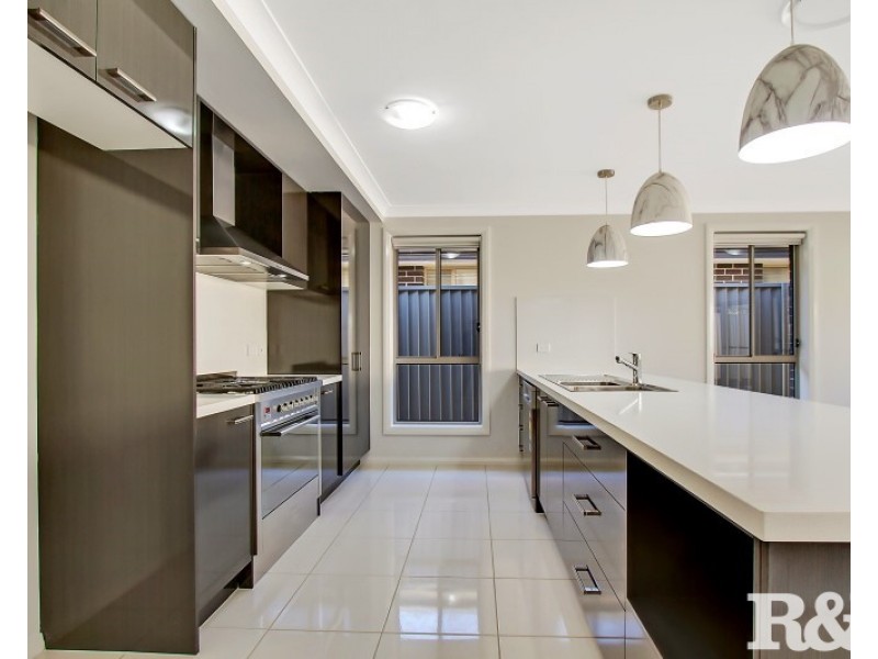 33 Putland Street, Riverstone NSW 2765