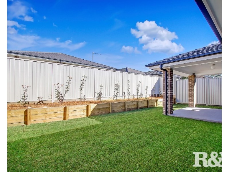 33 Putland Street, Riverstone NSW 2765