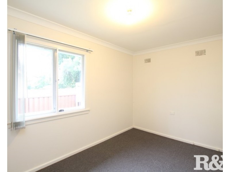 27 Kista Dan Avenue, Tregear NSW 2770