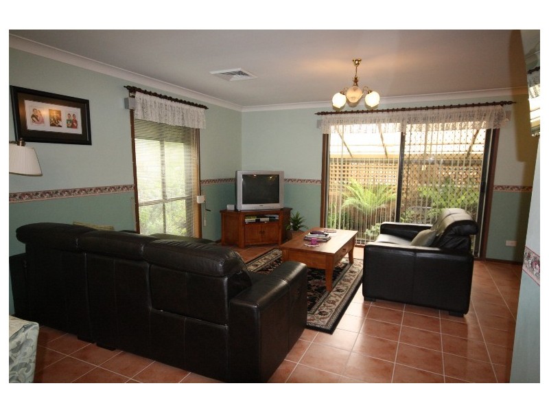 8 DRISCOLL AVENUE, Rooty Hill NSW 2766