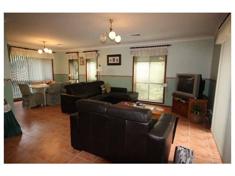 8 DRISCOLL AVENUE, Rooty Hill NSW 2766