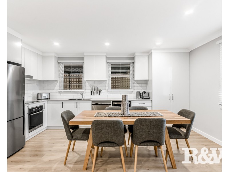 22 Melanesia Avenue, Lethbridge Park NSW 2770