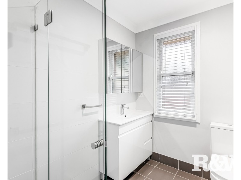 22 Melanesia Avenue, Lethbridge Park NSW 2770