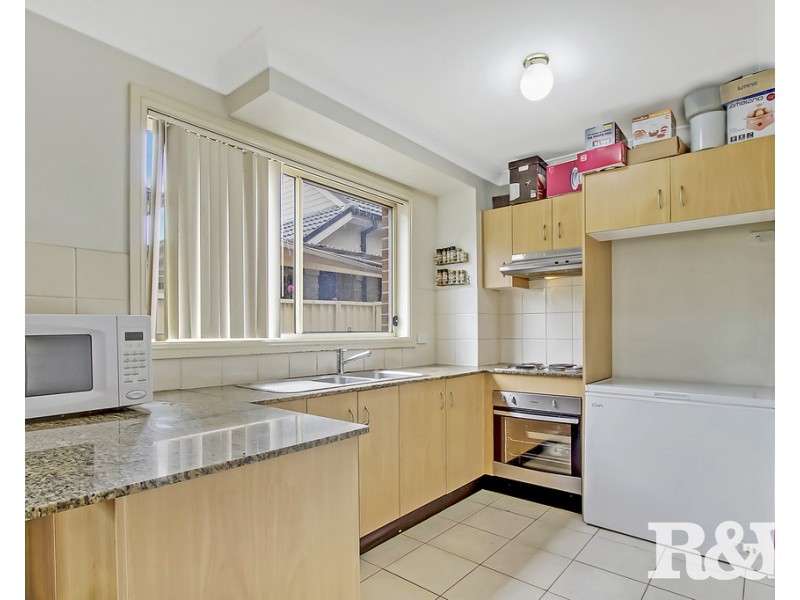 2/14-16 Brisbane Street, Oxley Park NSW 2760