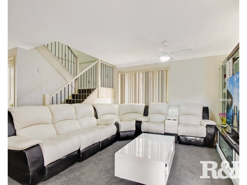 2/14-16 Brisbane Street, Oxley Park NSW 2760