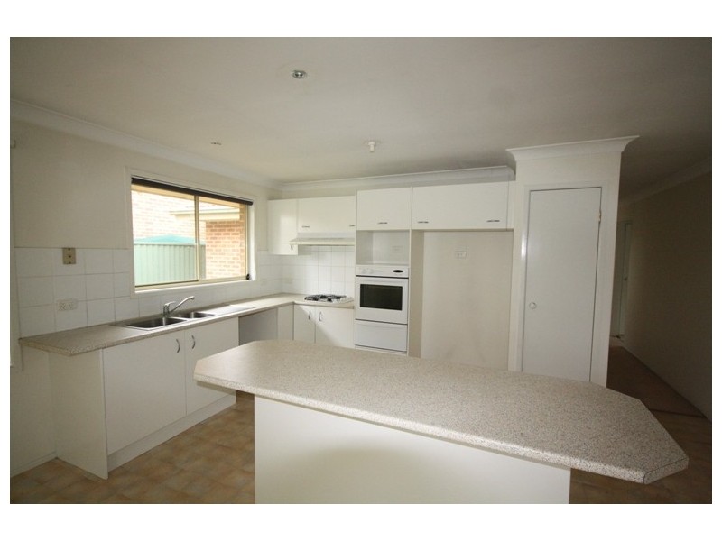 8 TIFFANY PLACE, Rooty Hill NSW 2766