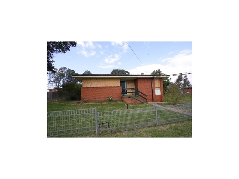 32 KOOMOOLOO CRESCENT, Shalvey NSW 2770