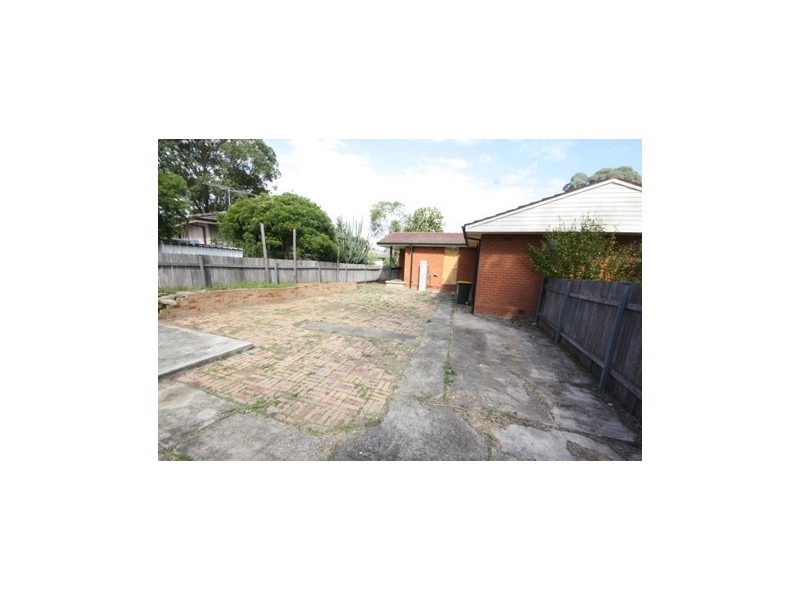 32 KOOMOOLOO CRESCENT, Shalvey NSW 2770