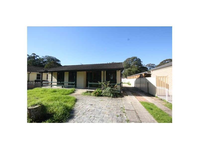 382 LUXFORD ROAD, Lethbridge Park NSW 2770