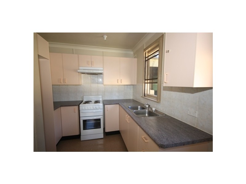 382 LUXFORD ROAD, Lethbridge Park NSW 2770