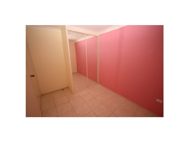 6 SALAMANDER STREET, St Clair NSW 2759