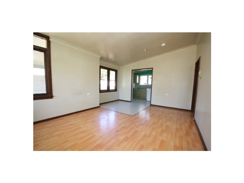 18 BUNSEN AVENUE, Emerton NSW 2770