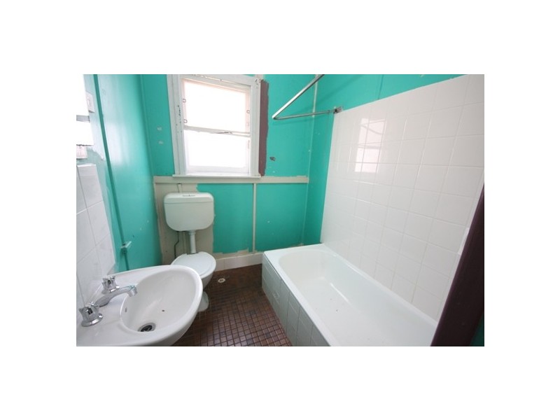 18 BUNSEN AVENUE, Emerton NSW 2770