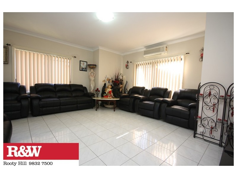 2/26  Blenheim Avenue, Rooty Hill NSW 2766