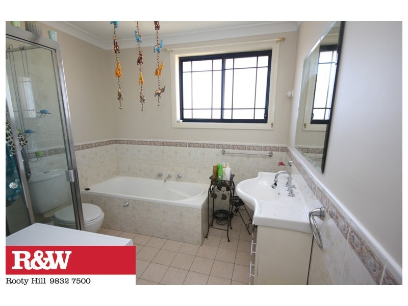 2/26  Blenheim Avenue, Rooty Hill NSW 2766