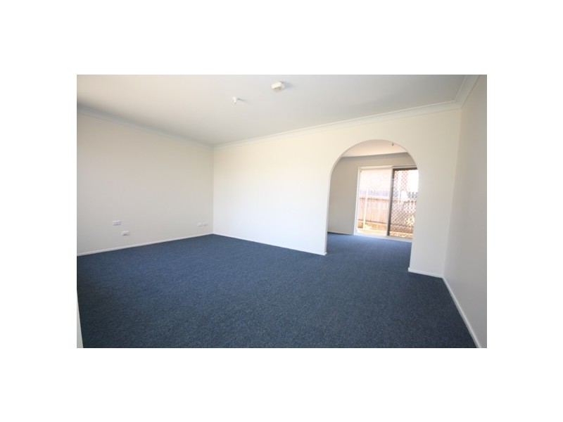 6 Cumberland Place, Colyton NSW 2760