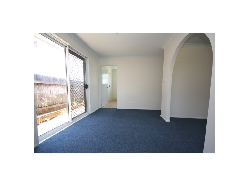 6 Cumberland Place, Colyton NSW 2760