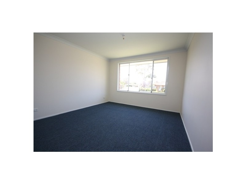 6 Cumberland Place, Colyton NSW 2760