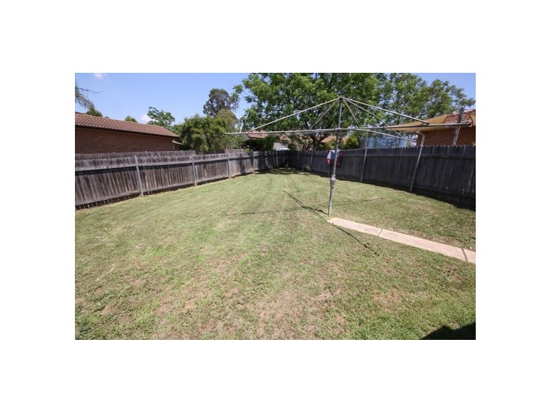 6 Cumberland Place, Colyton NSW 2760