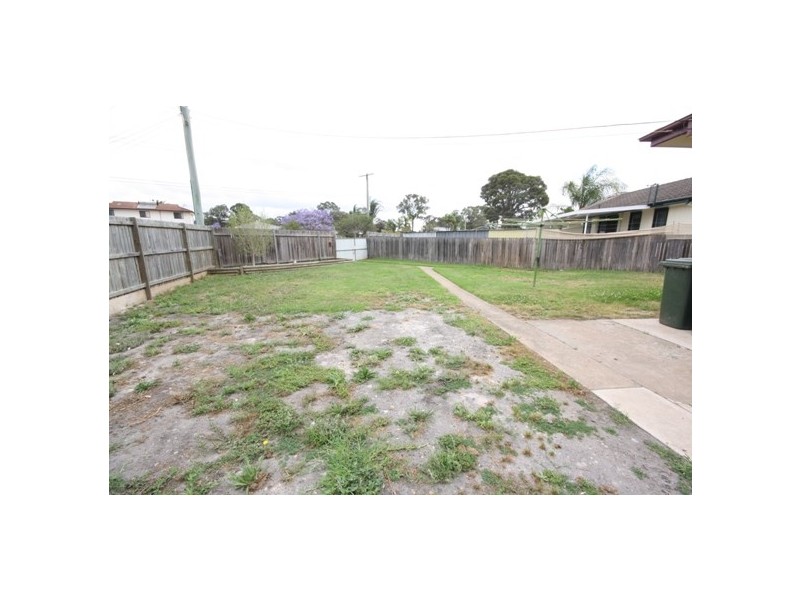 11 BATAVIA PLACE, Willmot NSW 2770