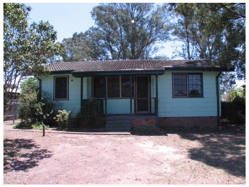 56 MANILA ROAD, Lethbridge Park NSW 2770