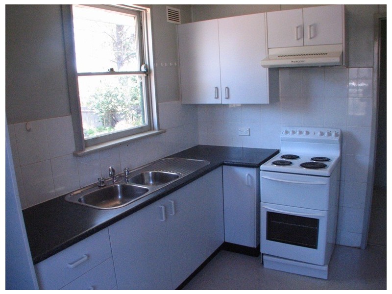 56 MANILA ROAD, Lethbridge Park NSW 2770