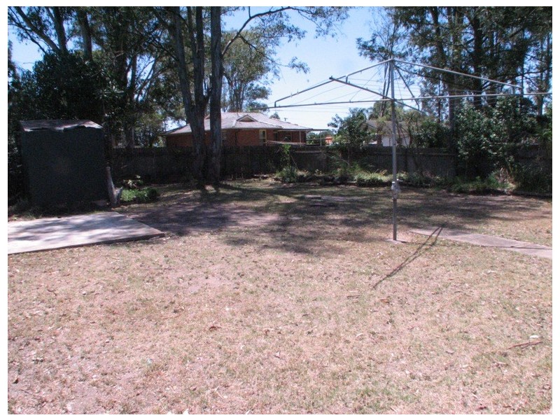 56 MANILA ROAD, Lethbridge Park NSW 2770