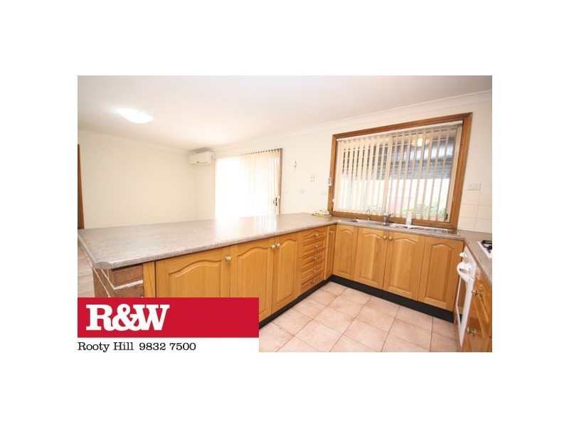 213 Swallow Drive, Erskine Park NSW 2759