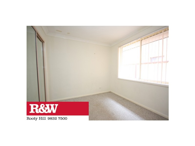 213 Swallow Drive, Erskine Park NSW 2759