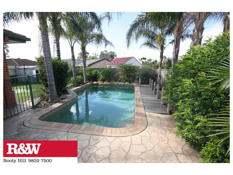 213 Swallow Drive, Erskine Park NSW 2759