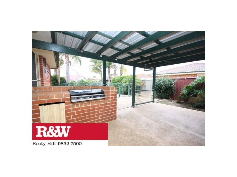 213 Swallow Drive, Erskine Park NSW 2759