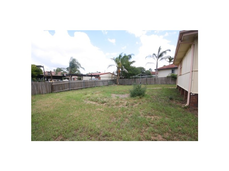 15 MIKKELSEN AVENUE, Tregear NSW 2770