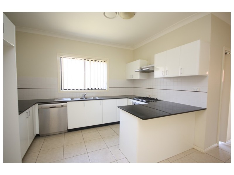 11 Clorinda Street, Rooty Hill NSW 2766