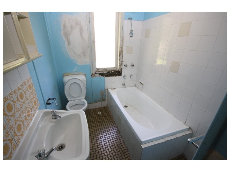 42 Kista Dan Avenue, Tregear NSW 2770