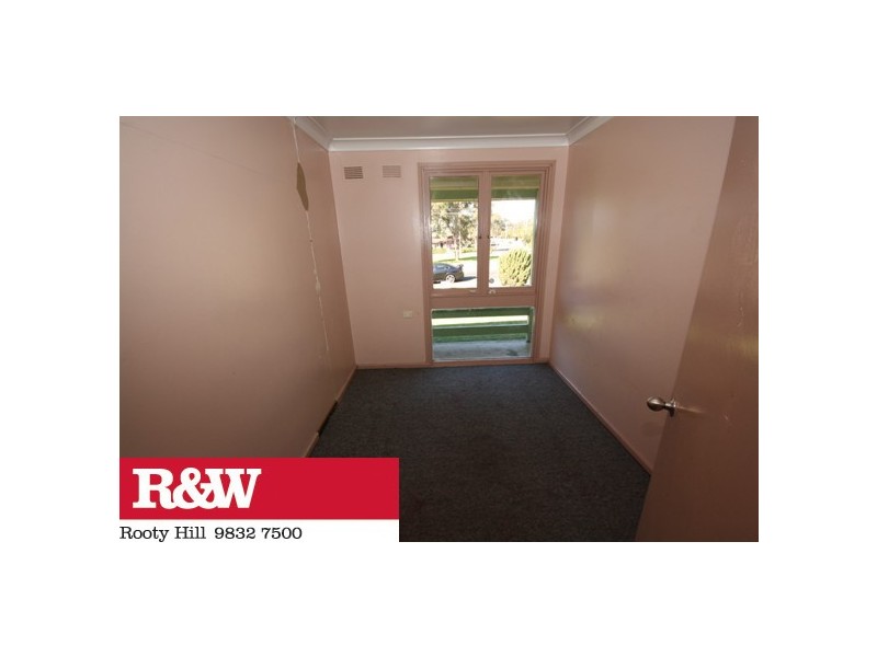 53 Palau Crescent, Lethbridge Park NSW 2770