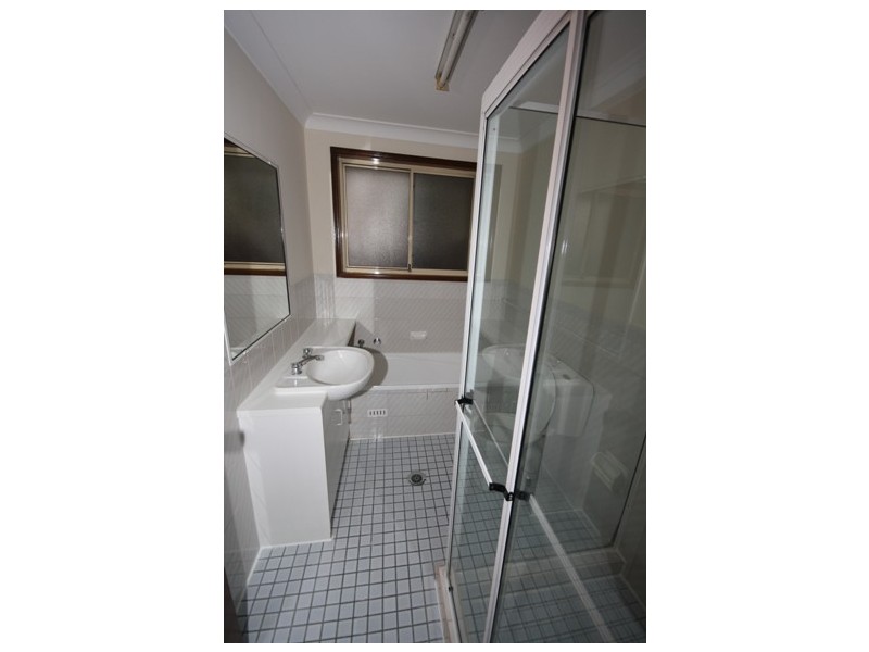 2/39-41 Adelaide Street, Oxley Park NSW 2760