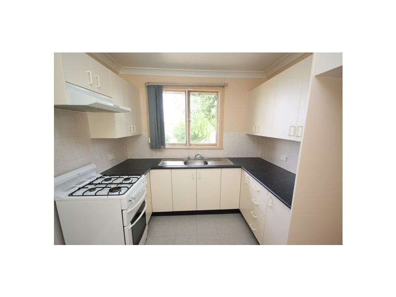 4 Bramble Place, Whalan NSW 2770