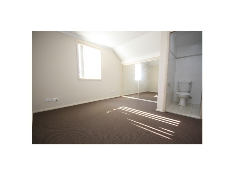 1/128-130 Canberra Street, St Marys NSW 2760