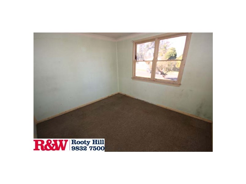 24 Neriba Crescent, Whalan NSW 2770