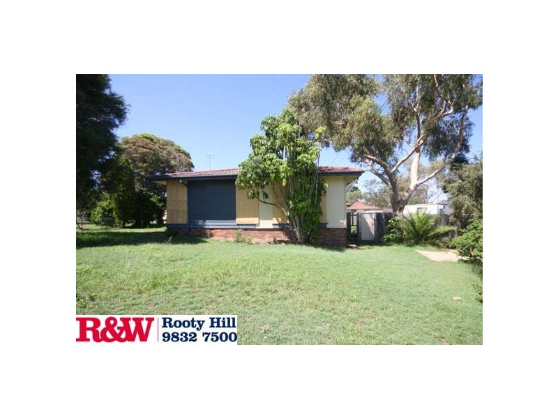 32 Reliance Crescent, Willmot NSW 2770