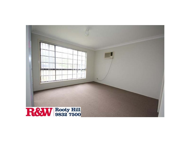 9  Florian Grove, Oakhurst NSW 2761