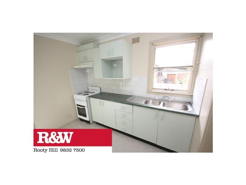 36 Pitcairn Avenue, Lethbridge Park NSW 2770