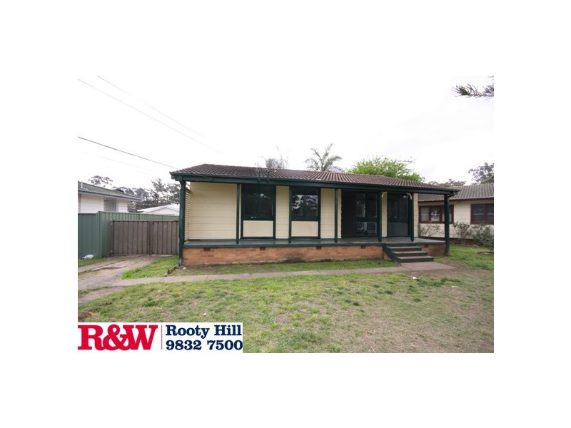 5 Houtman Avenue, Willmot NSW 2770