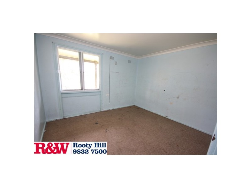 5 Houtman Avenue, Willmot NSW 2770